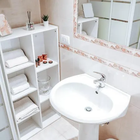 Violet Home- Super Appartamento Sanremo