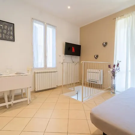 Violet Home- Super *